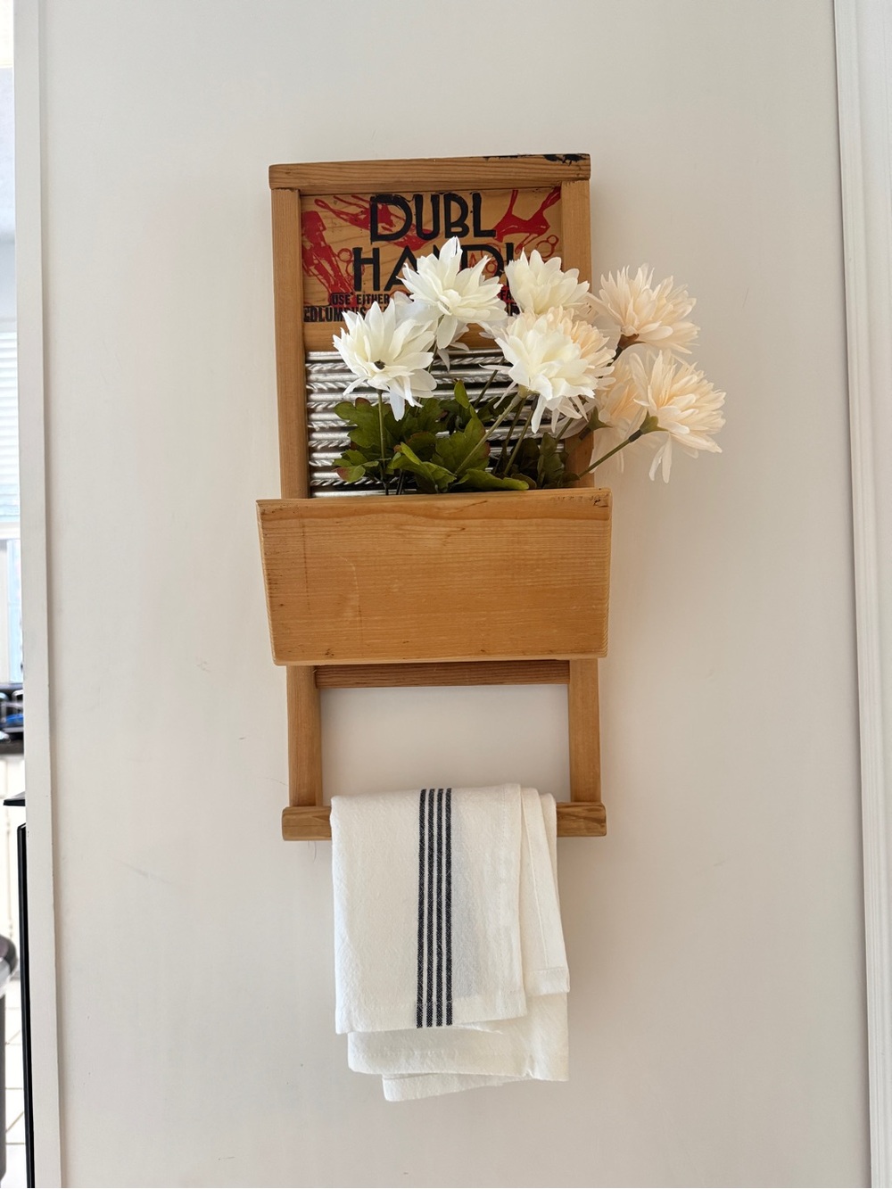 DUBL HANDI WOODEN TIN WASHBOARD COLUMBUS OHIO 18"x 8.5" Flower Box Towel Rack